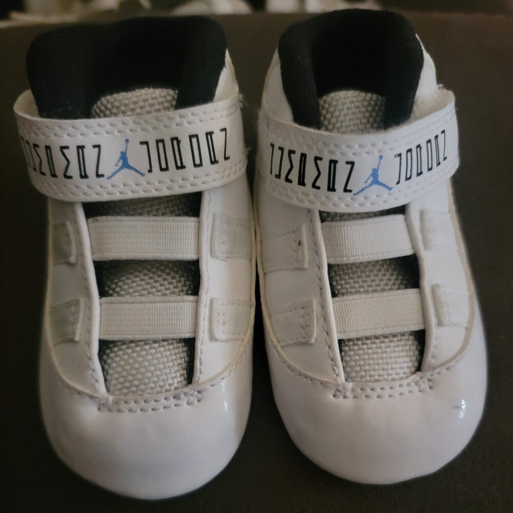 Air Jordan 11's Columbia baby shoes 3c